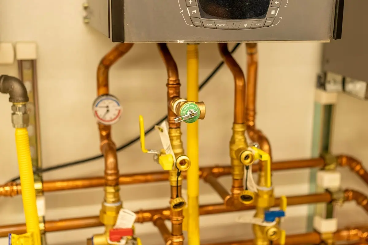 Licensed technician providing Pipe Repair for a homeowner in Warrensburg